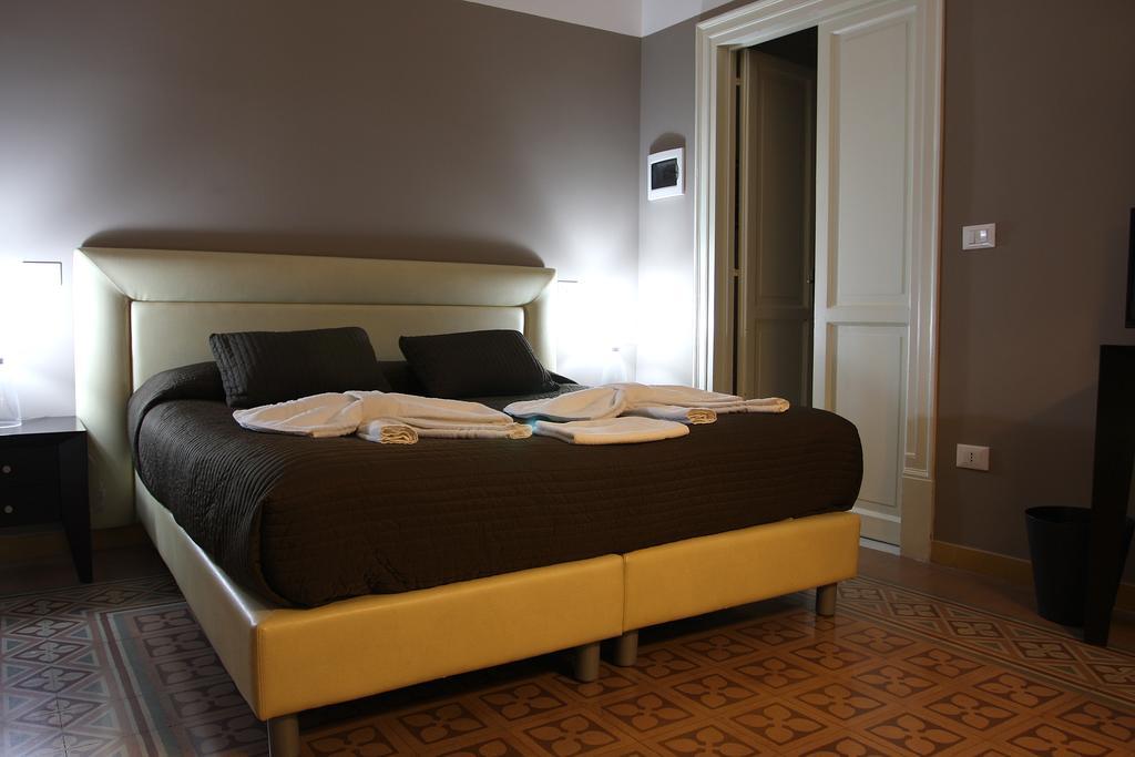 Abatellis Luxury Hotel ปาแลร์โม ห้อง รูปภาพ