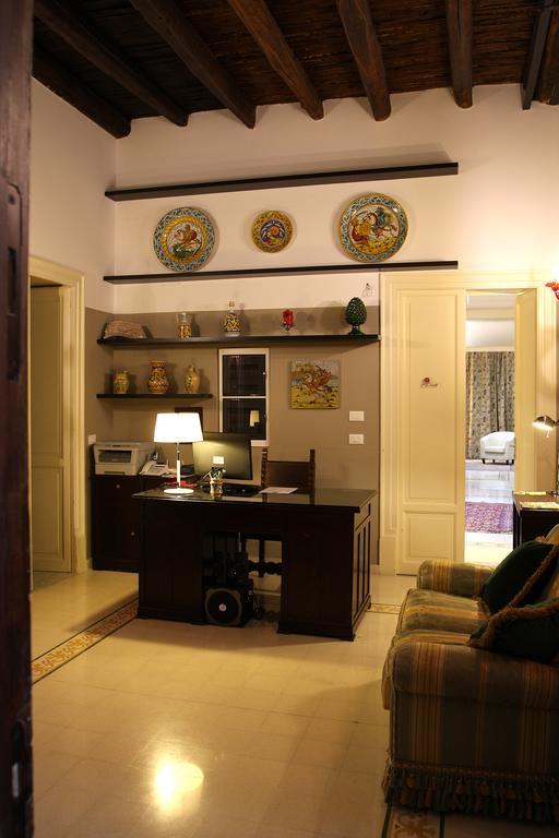 Abatellis Luxury Hotel ปาแลร์โม ภายนอก รูปภาพ