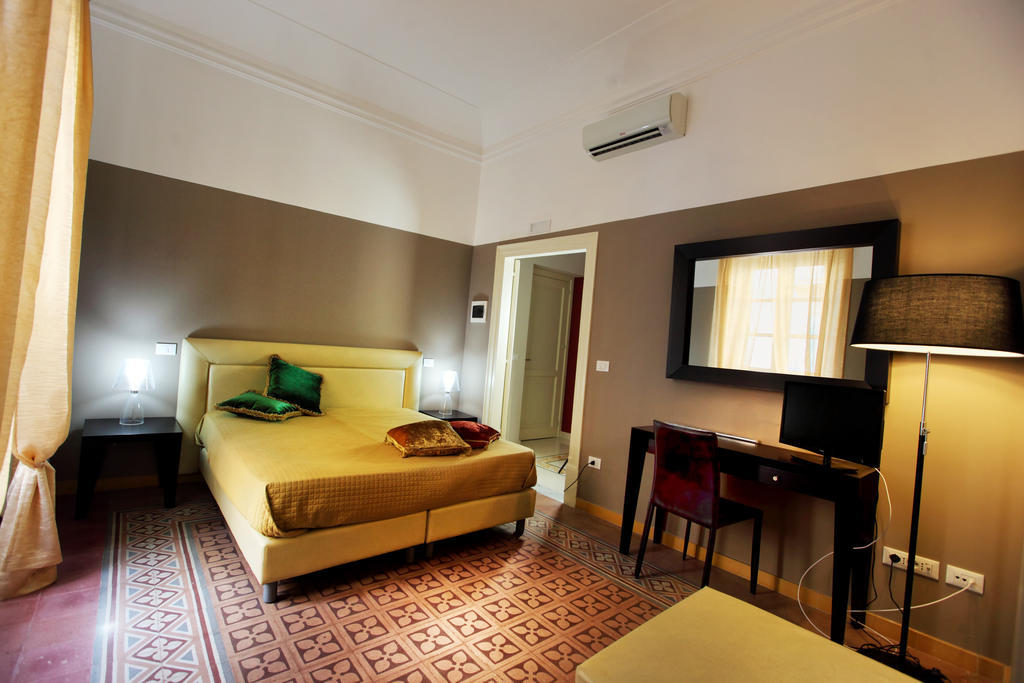 Abatellis Luxury Hotel ปาแลร์โม ห้อง รูปภาพ